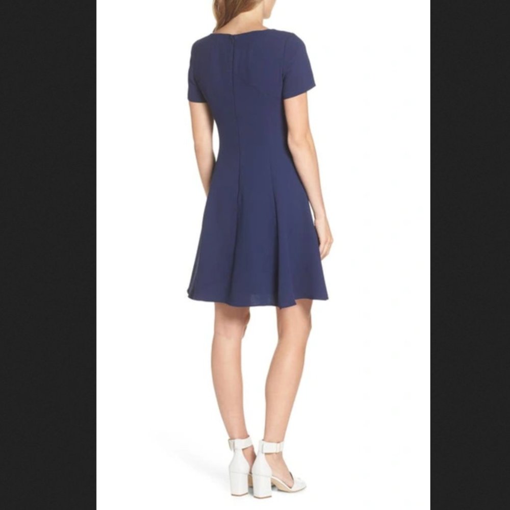 Eliza J Women's Button Yoke Fit & Flare Dress In Navy Size 4 - Picture 2 of 12